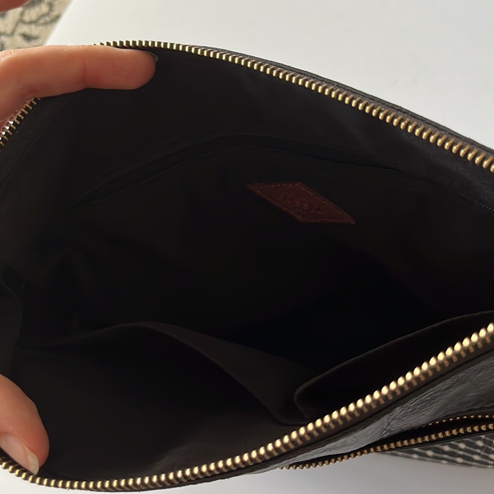 Fossil Bag With Adjustable Button Strap - image 6